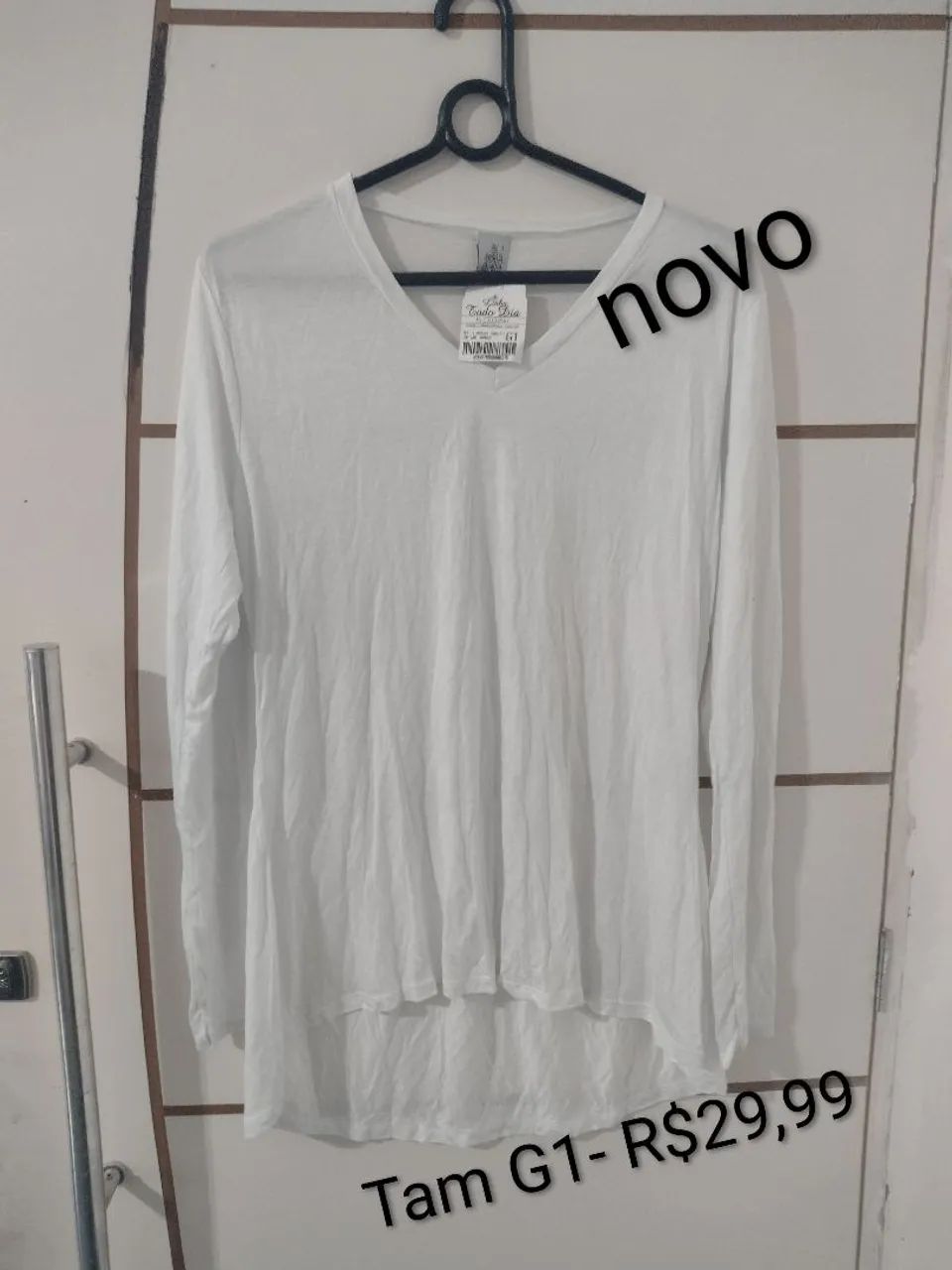 Roupas femininas plus-size branca 