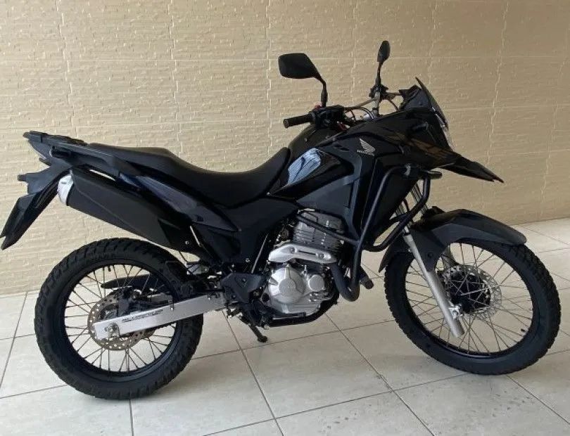 XRE 300