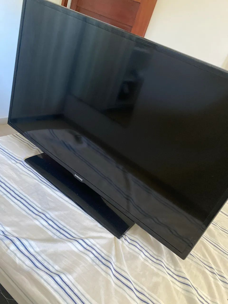 Tv Samsung 40 polegadas watts *09 - Foto 2