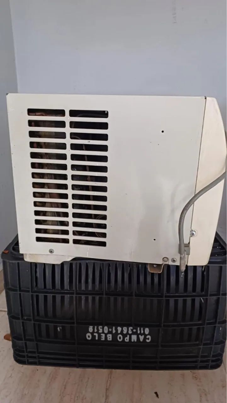 Ar-Condicionado de Janela Usado - Foto 5