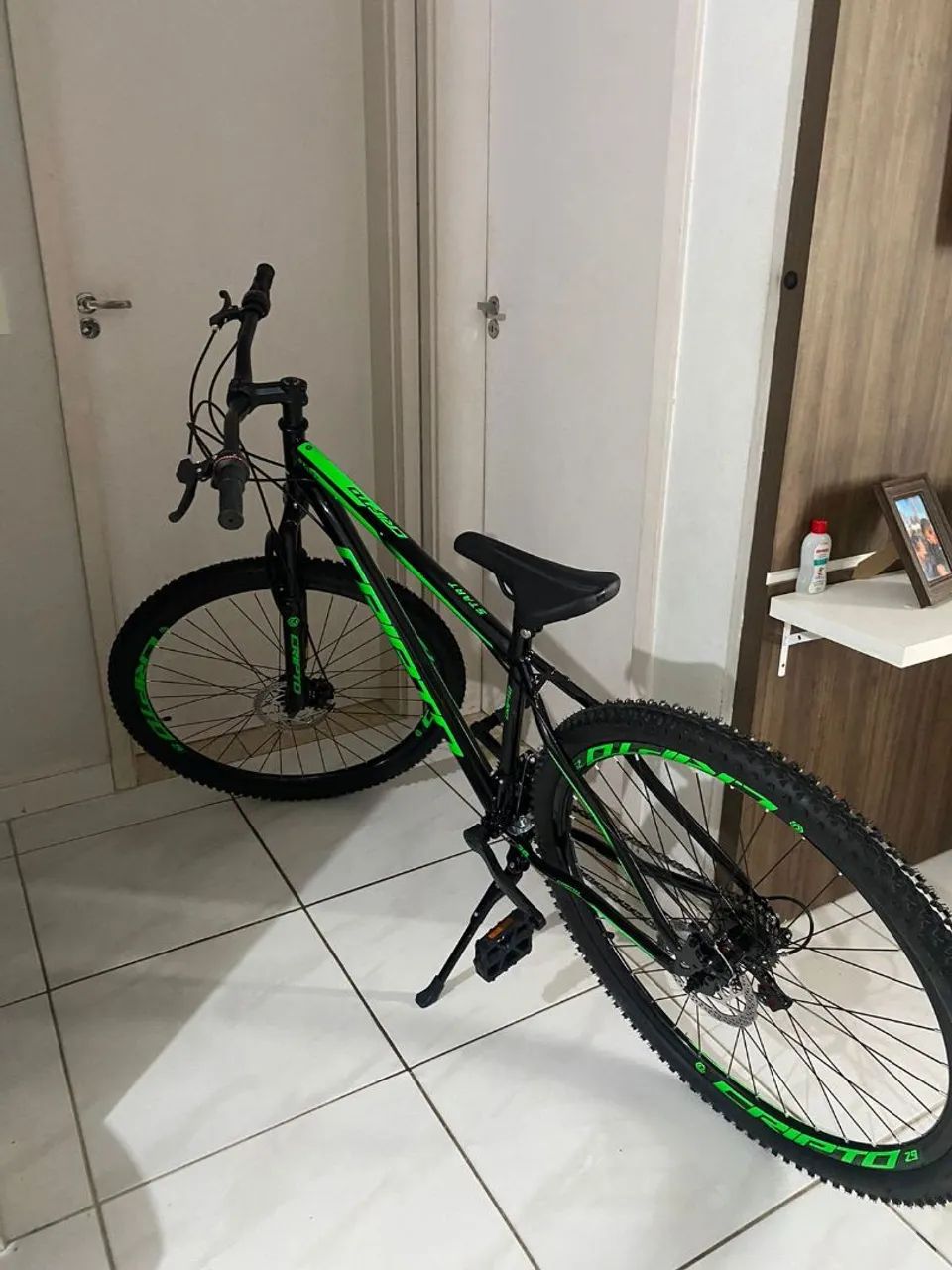 BAIXOU PRECO.. BICICLETA aro 29 - Foto 4