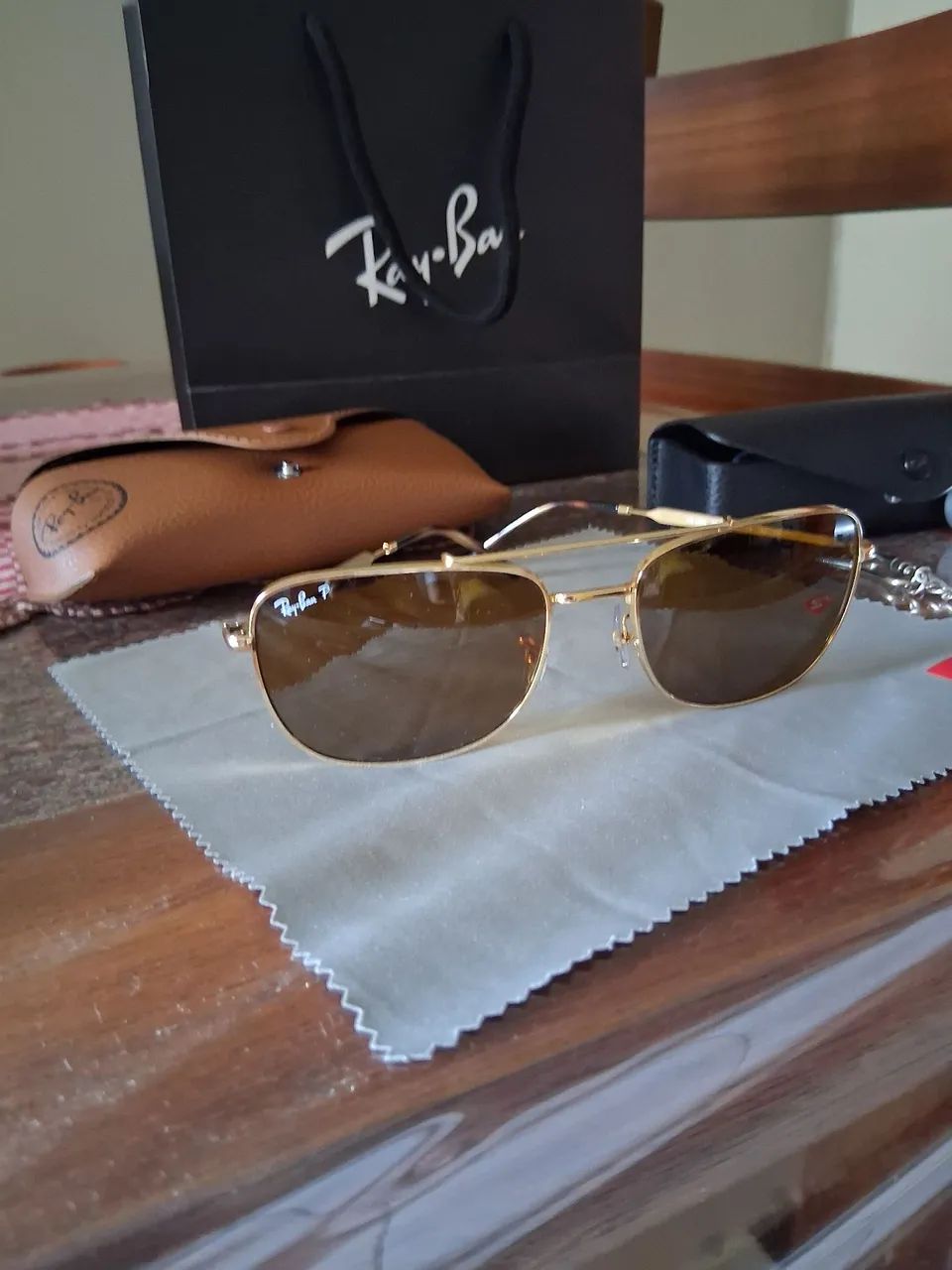 ÓCULOS RAYBAN ITALIANO COMPRADO NA EUROPA - Foto 4