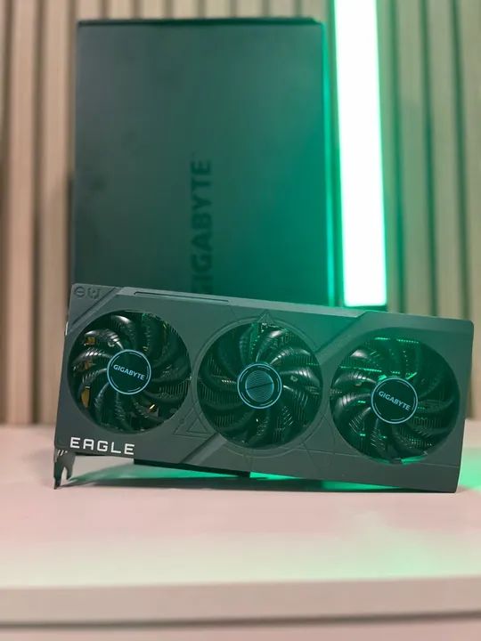 Placa de Vídeo RTX 4070 Super