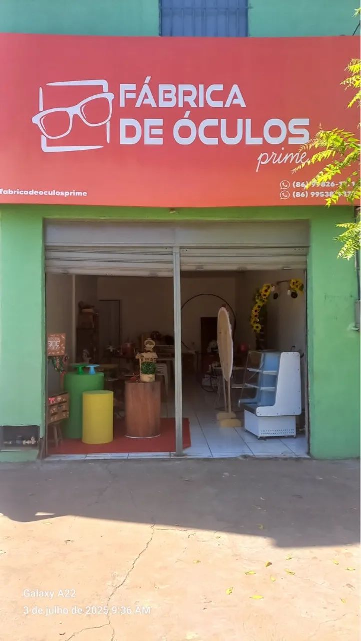 Ponto comercial na av principal do vamos ver o sol.