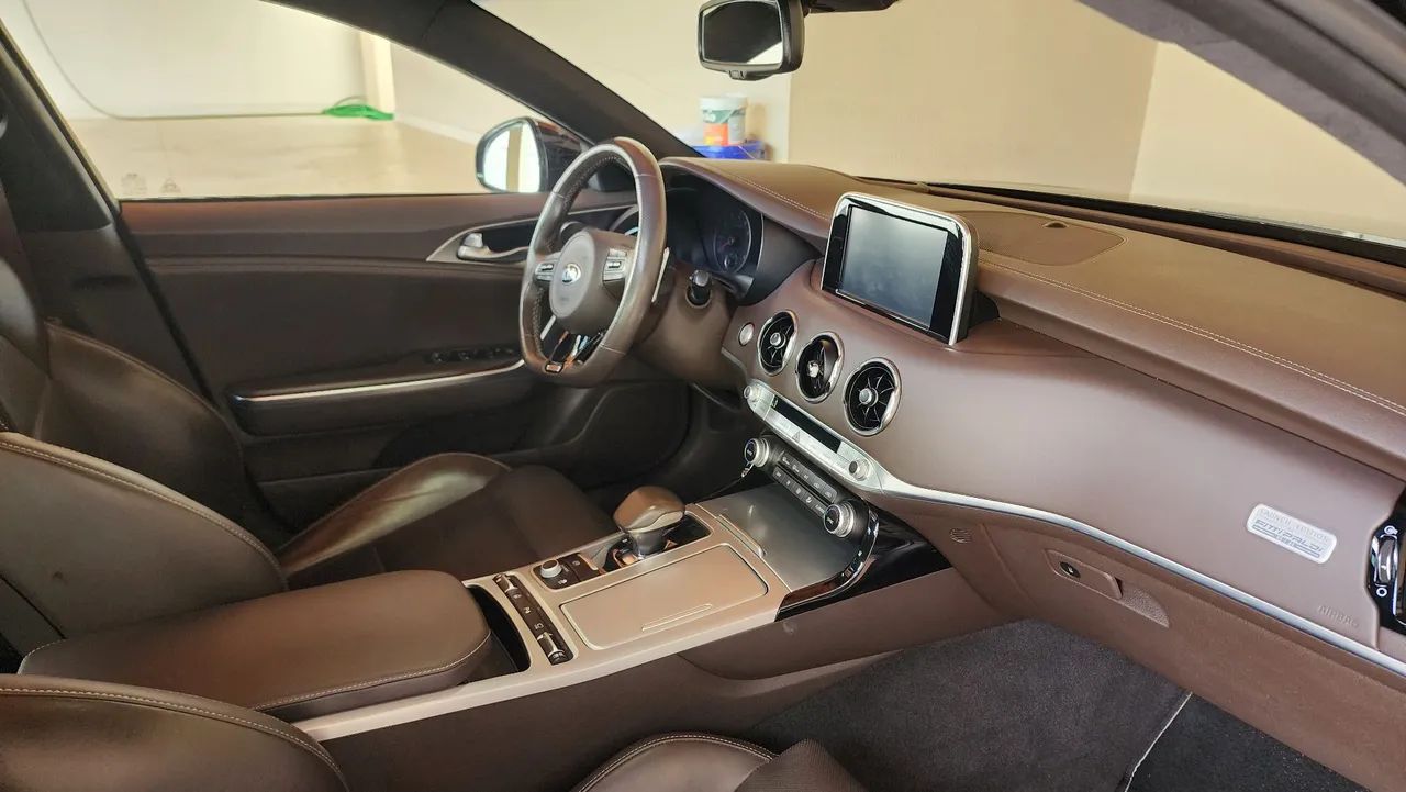 Kia Stinger GT, 3.3 V6 370cv Bi-turbo Launch Edition by Fittipaldi. - Foto 3