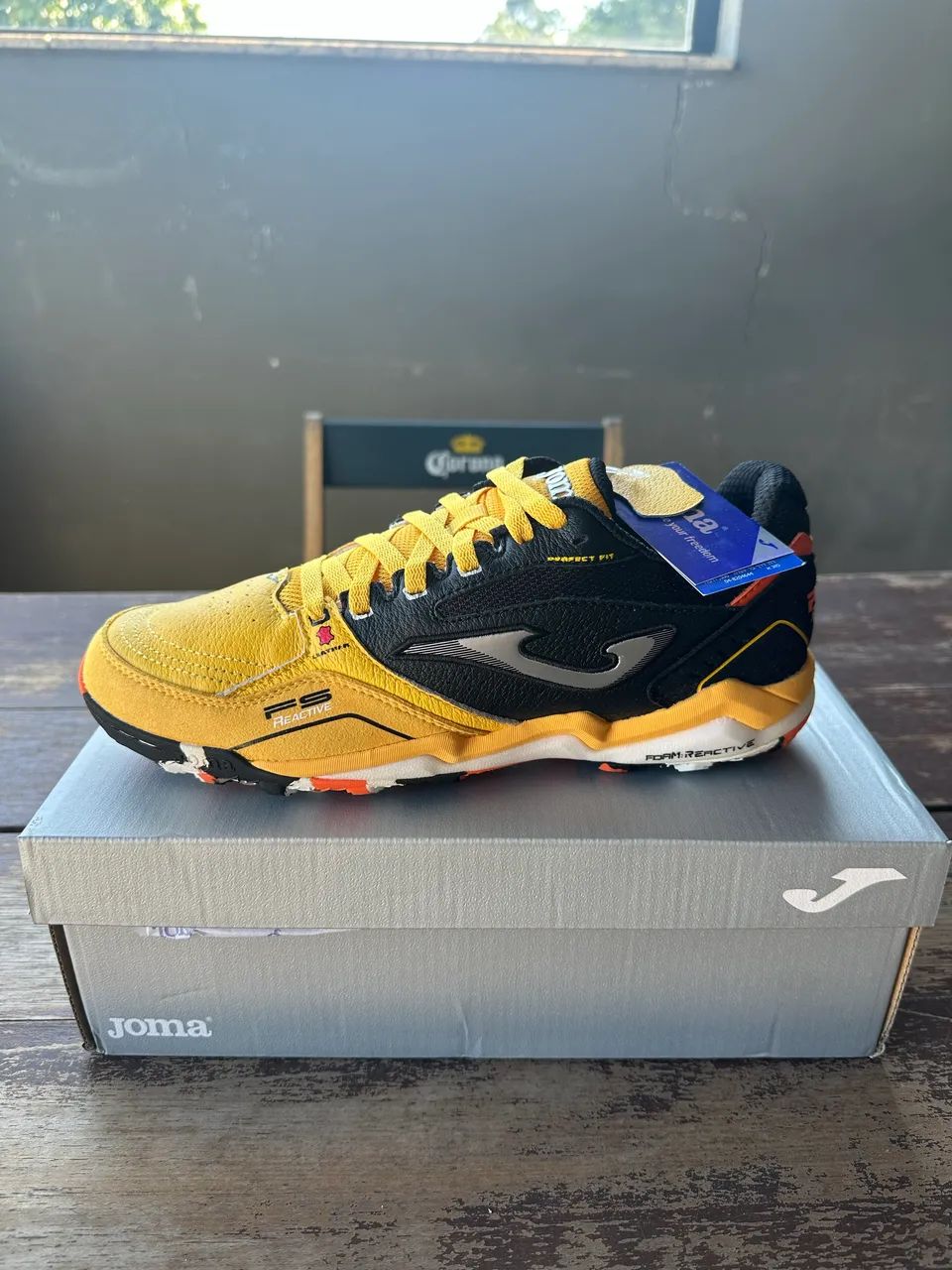 CHUTEIRA SOCIETY JOMA FS REACTIVE Calçados Esportivos Santo