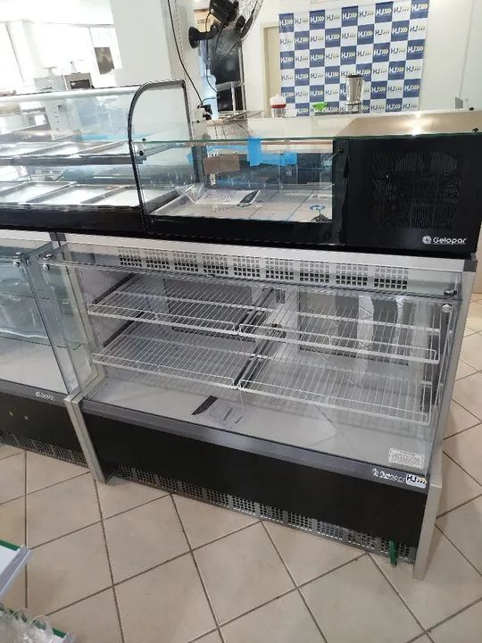 R1 Vitrines para padaria, quente, fria e neutra 