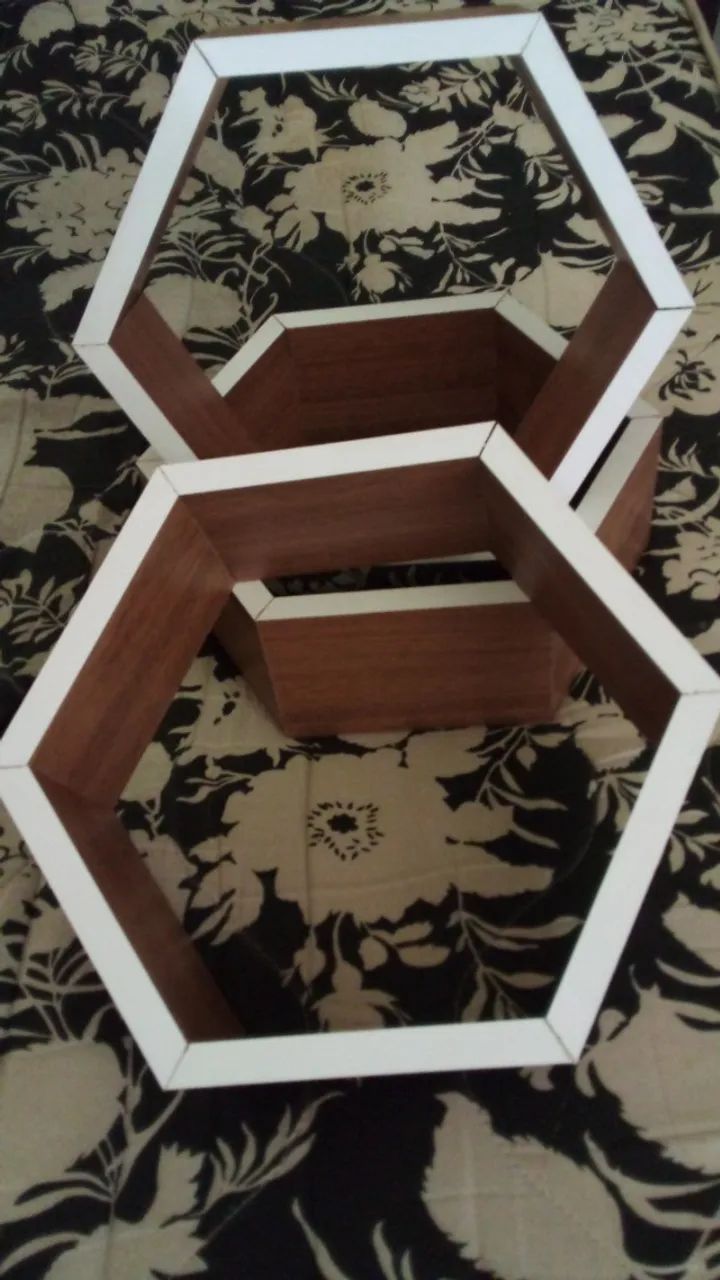 Nicho Colmeia Hexagonal Madeirado - Foto 2