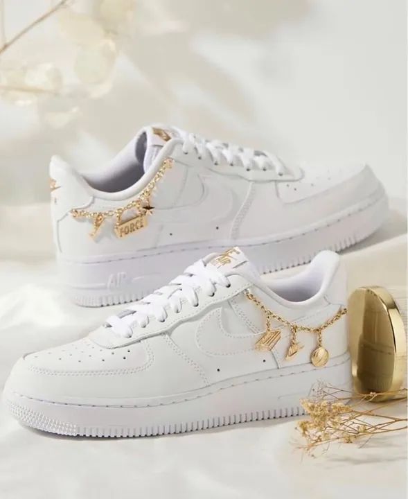 Tênis Air Force 1 Low ?Lucky Charms? Nike branco - Foto 5