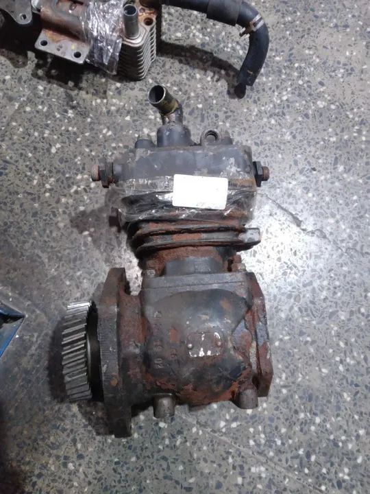 COMPRESSOR AR MOTOR MWM X-12/X-10 USADO