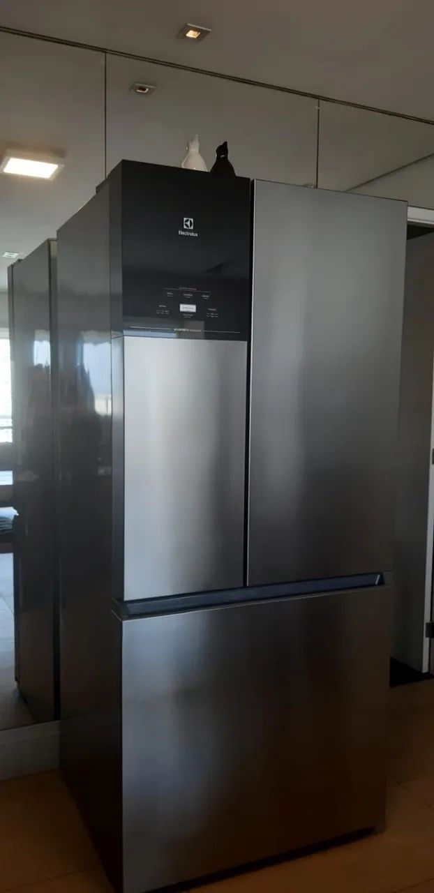 Geladeira Electrolux Frost Free Inverter 590L AutoSense 3 Portas - Inox - Modelo (IM8S)