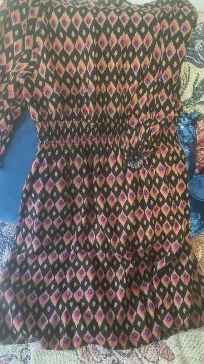 Vestido Estampado de viscose  decote V  - Foto 2