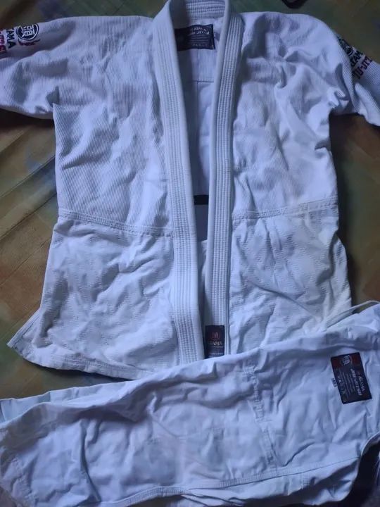 Kimono de Jiu-Jitsu Branco - Tamanho A