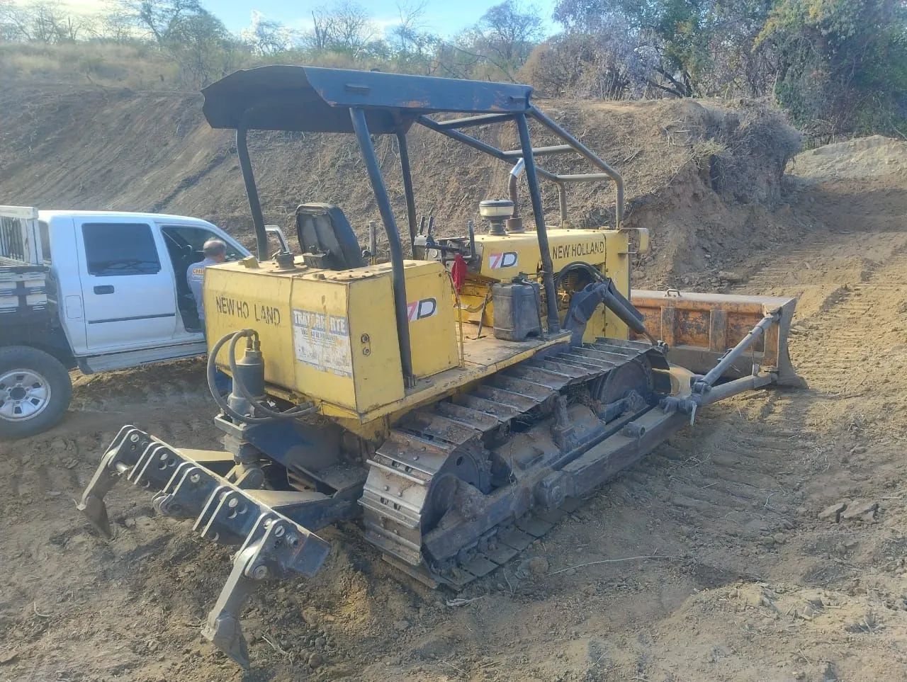 Trator New Holland 7D ano 99 extra  - Foto 3