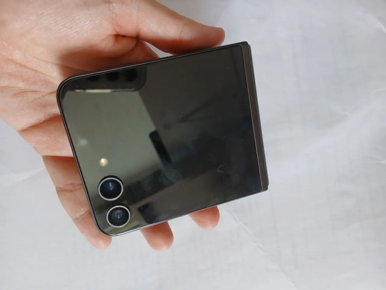 Samsung ZFlip 5 - 256GB (aceito propostas)