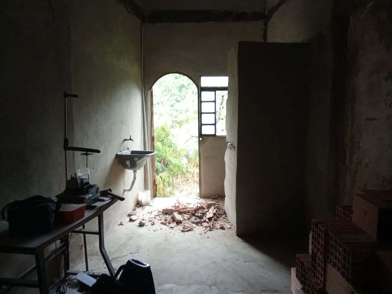 Eletricista, pintor , pedreiro pequenas roformas - Foto 4