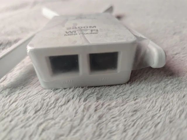 Repetidor e roteador wifi Kapbom KAP-X330 4 Antenas 2800Mbps - Foto 2