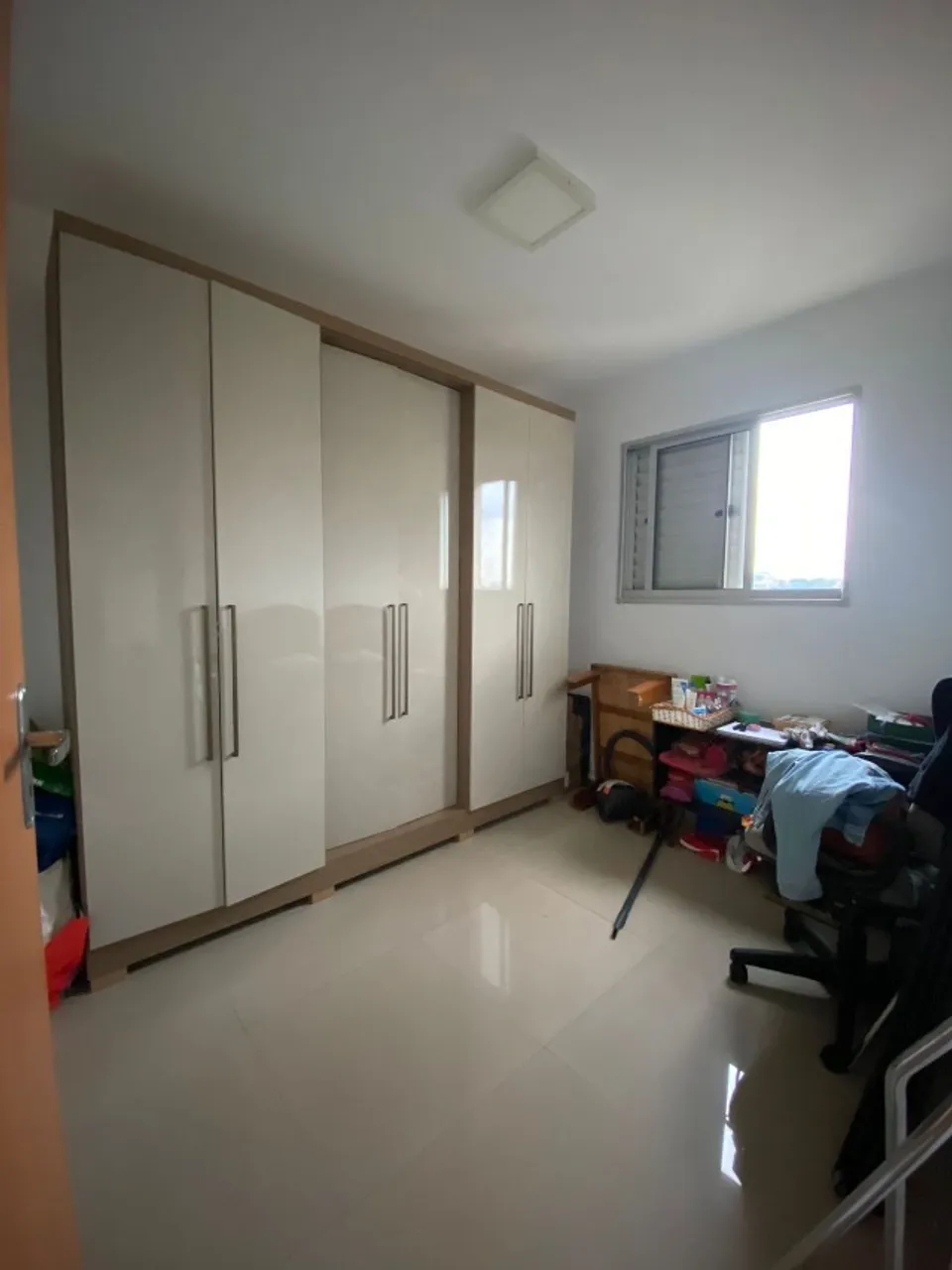 Guarda-roupa 6 portas 