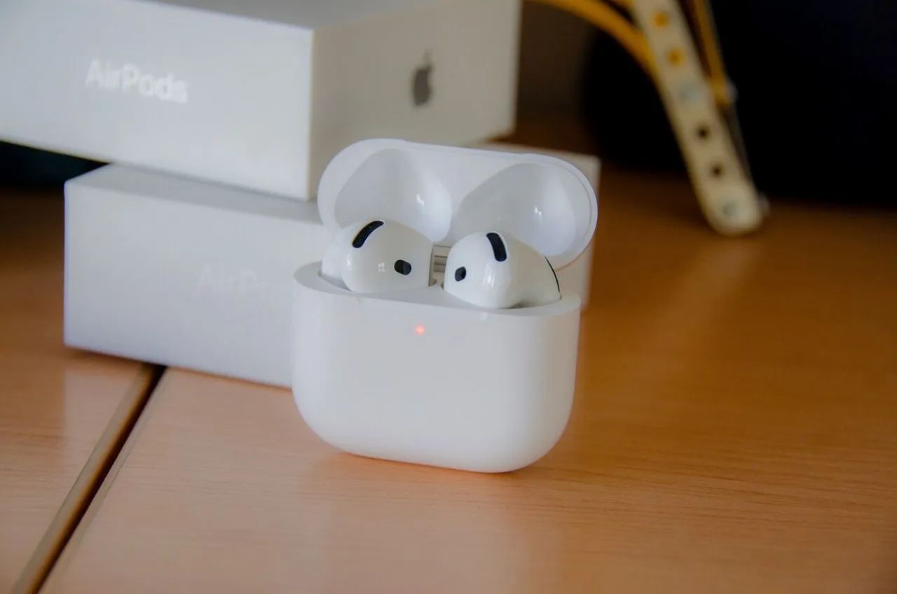 AirPods 4 geração com cancelamento de ruido ( lacrado) - Foto 4