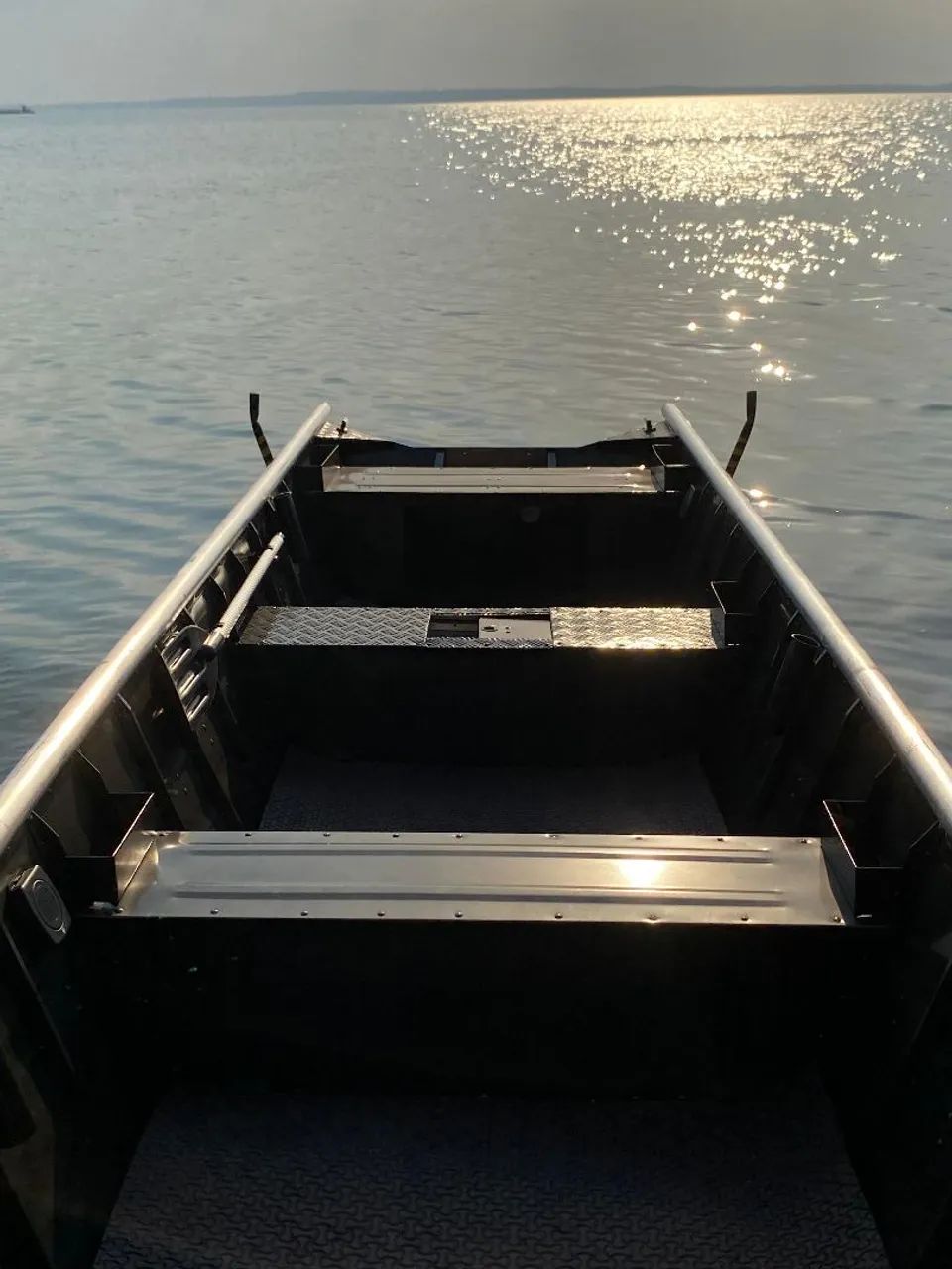 Conjunto Barco borda flutuante 6 mtrs e carretinha  - Foto 9