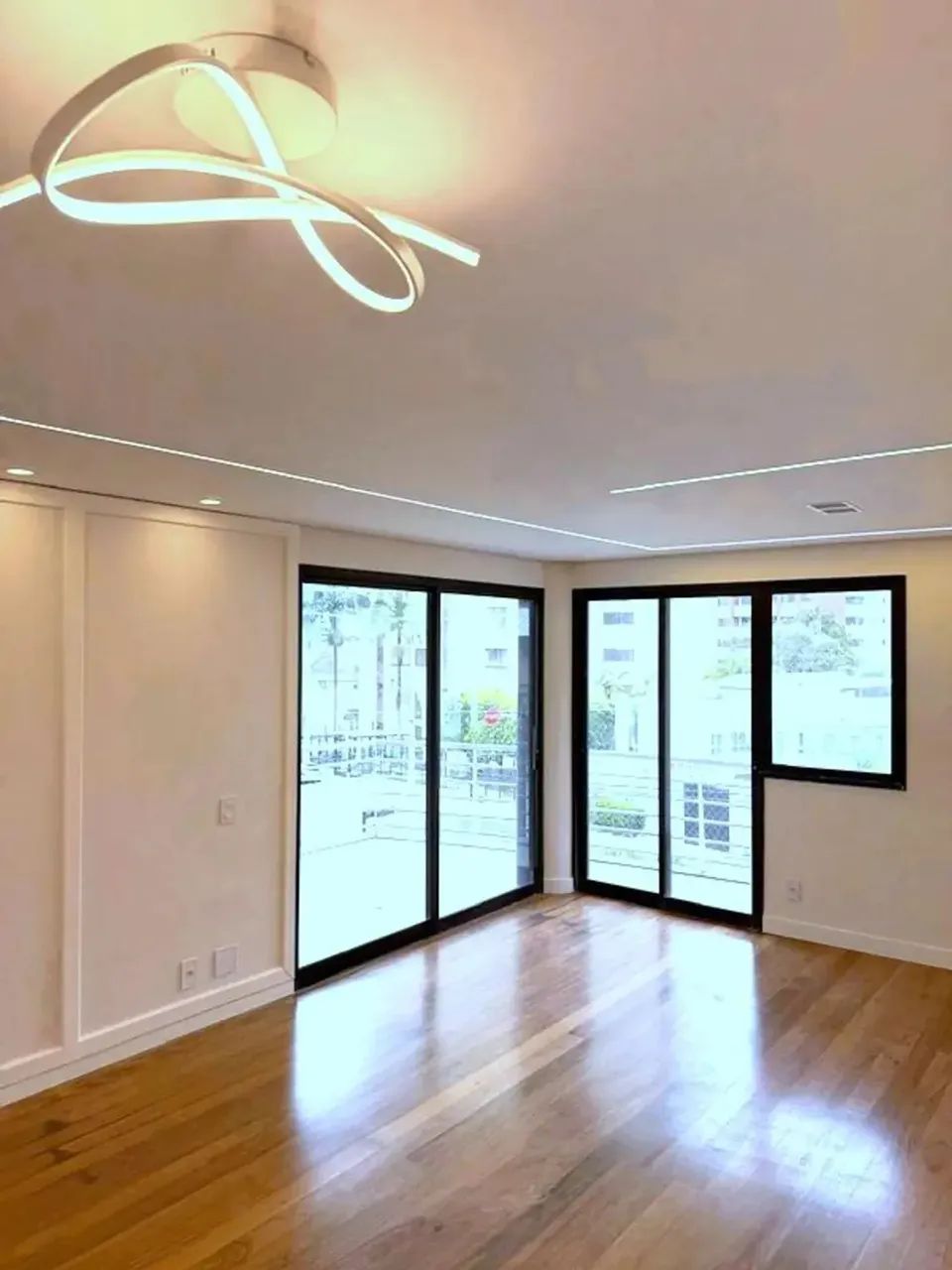 3DORMITÓRIOS - 1SUÍTE - 2 VAGAS - 118m² - KLABIN
