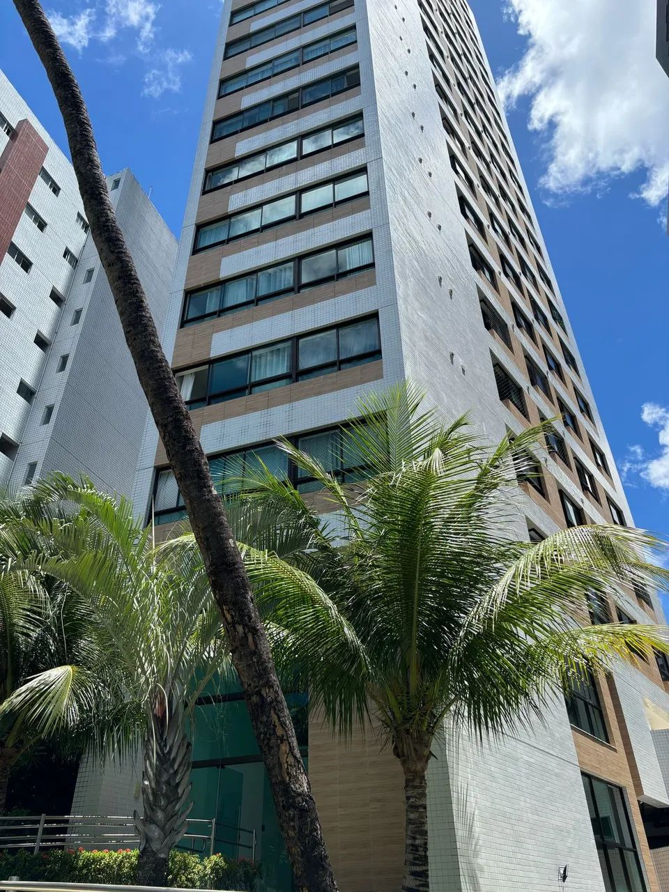 Imóvel para aluguel tem 41 metros quadrados com 1 quarto em Madalena - Recife - PE