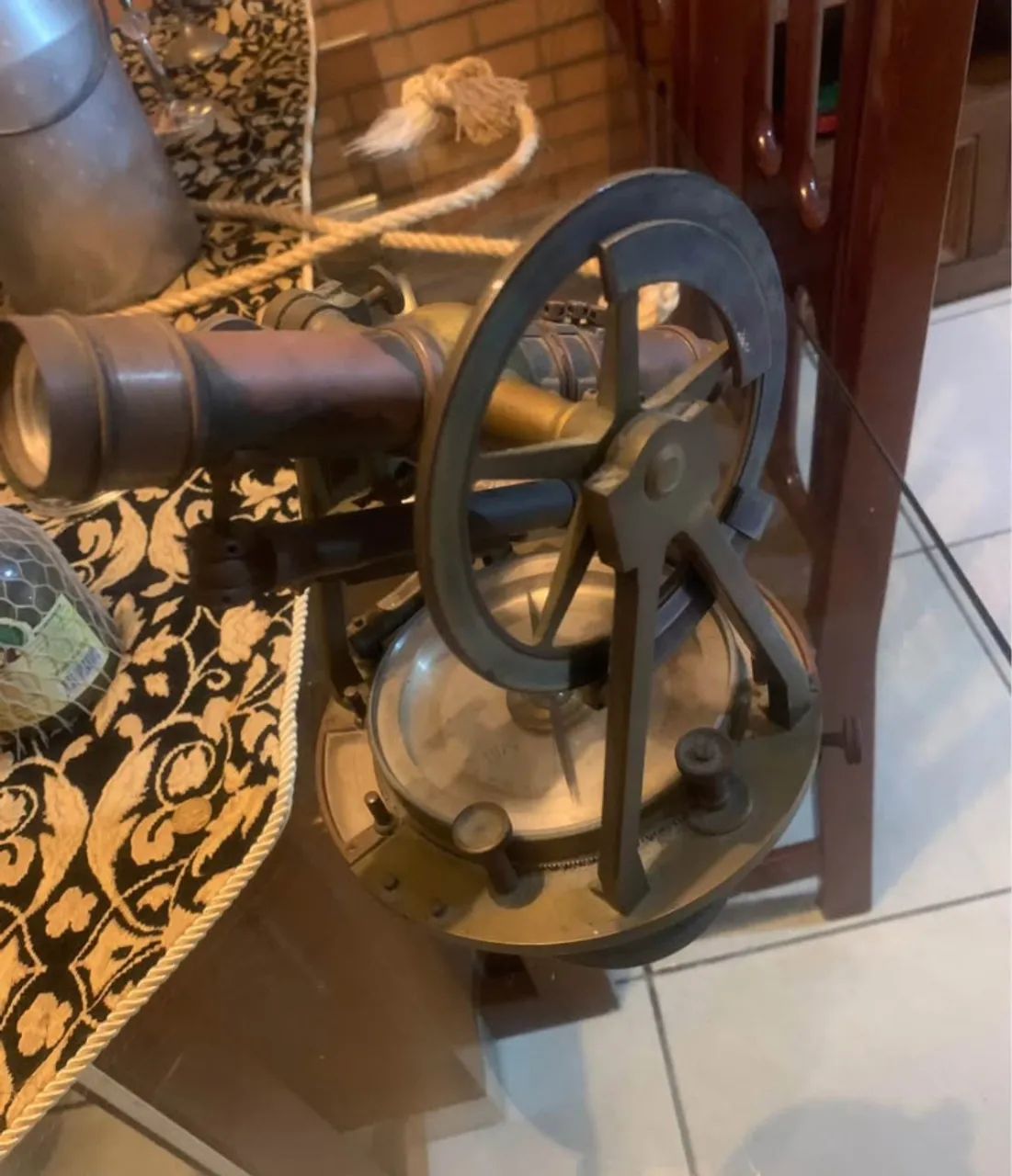 Leia descrição. Teodolito 64961576109186120