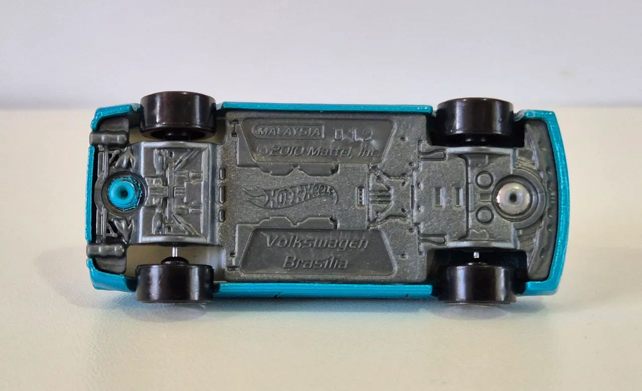 Hot Wheels 2011 New Models Volkswagen Brasilia #8/50 Blue  - Foto 6