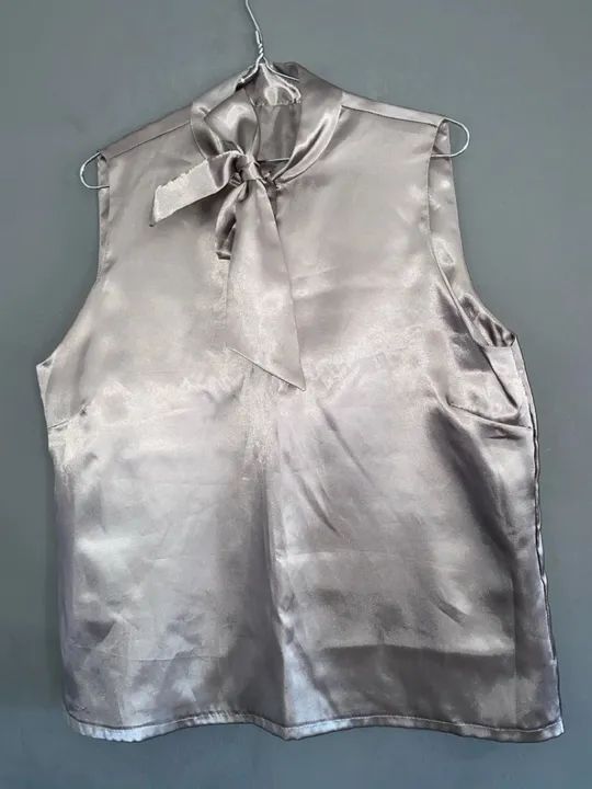 blusa cetim prateada seminova g