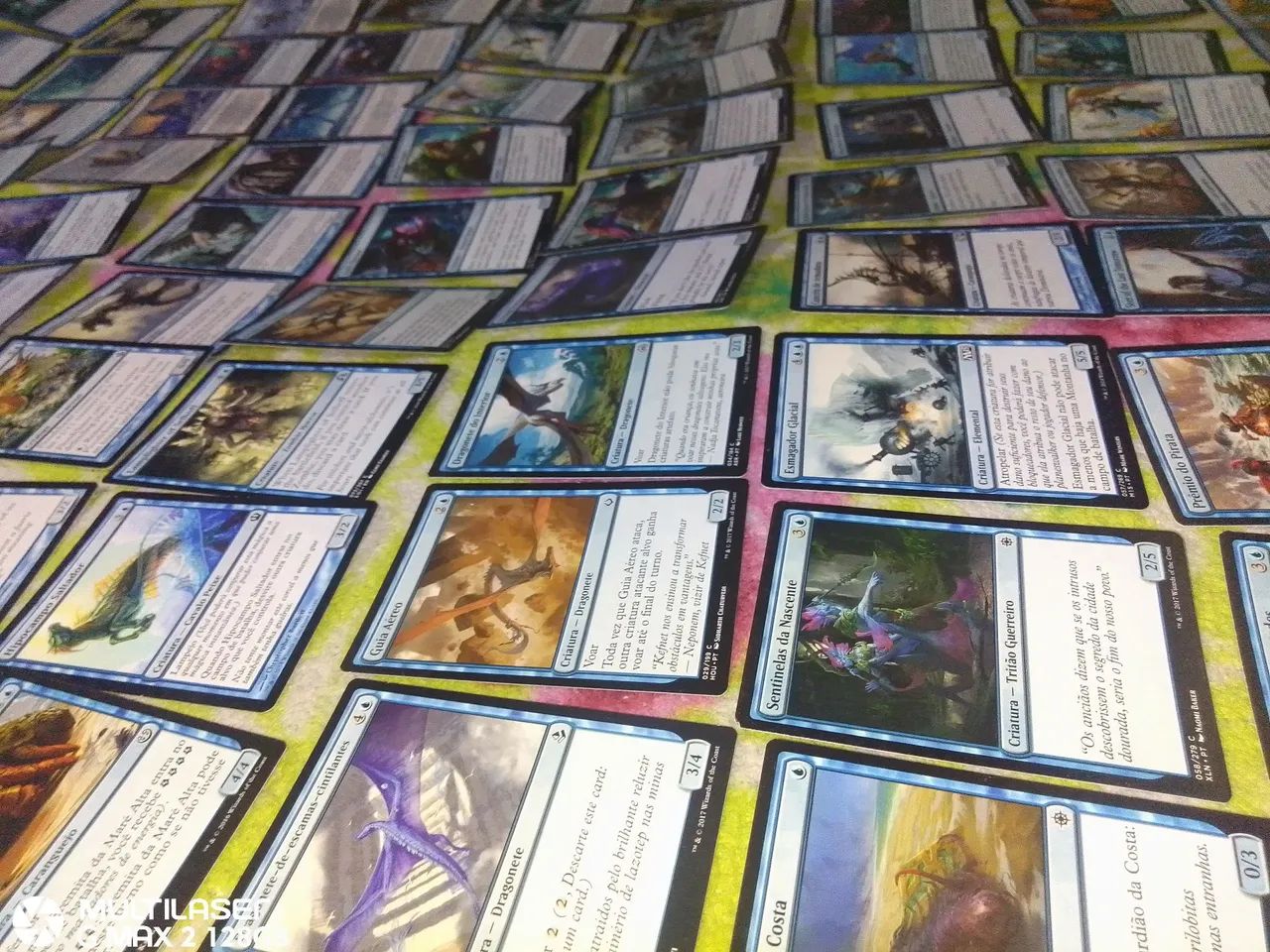 Lote de cartas MAGIC azul sem repetir original bem conservada 100 unidades pra jogar e  - Foto 6