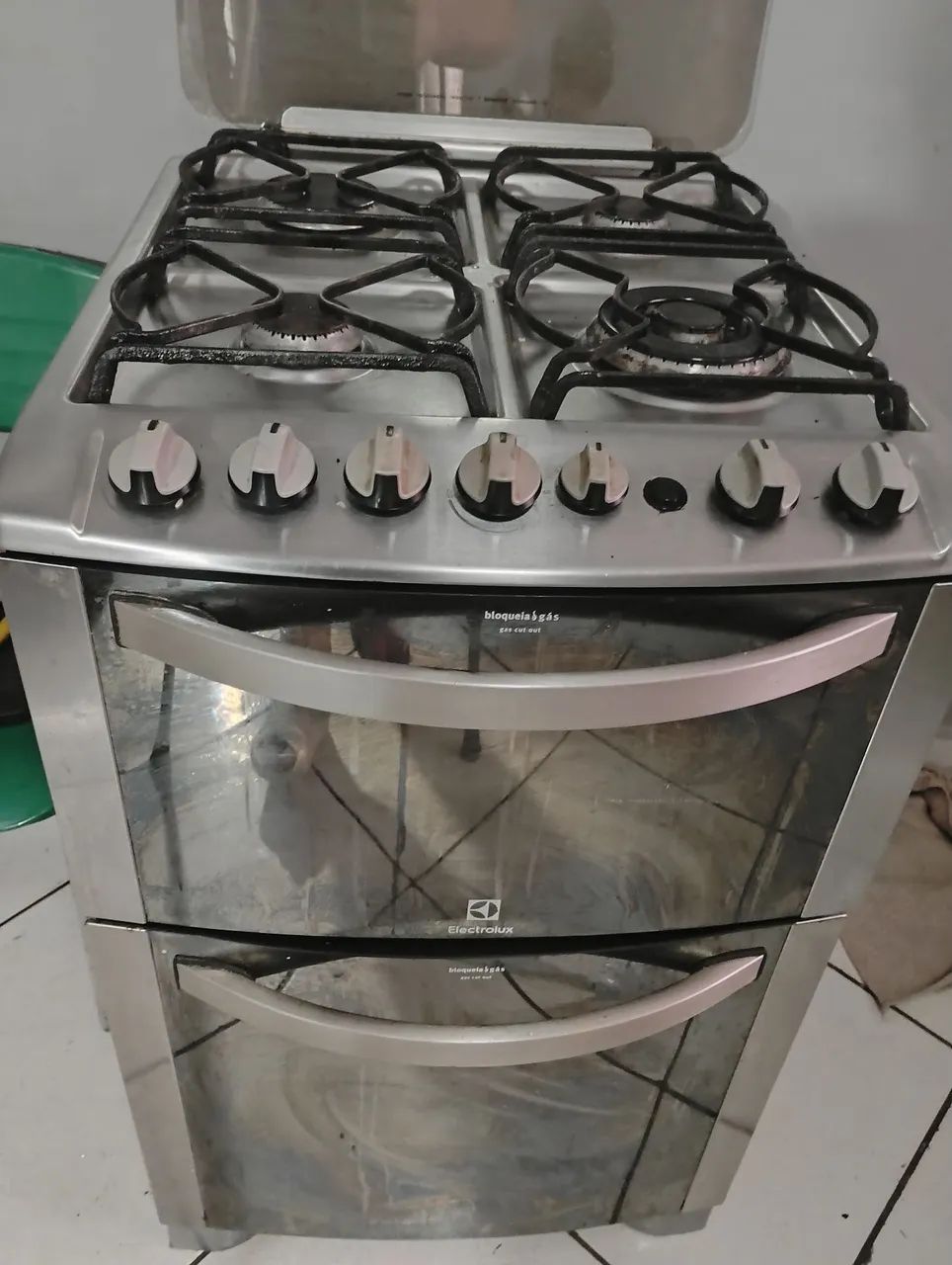Fogão 4 Bocas com Forno Duplo Electrolux