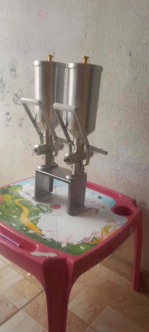 Maquina de recheio para churros