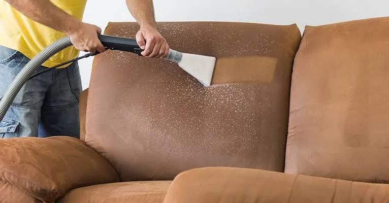 Limpeza de estofados - Foto 2