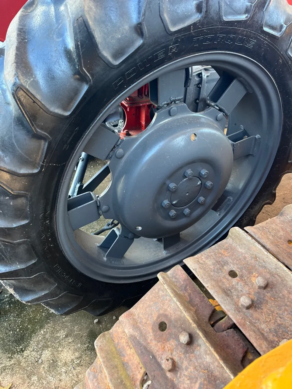 Rodagem fina para Massey , Valmet , case , Newholland