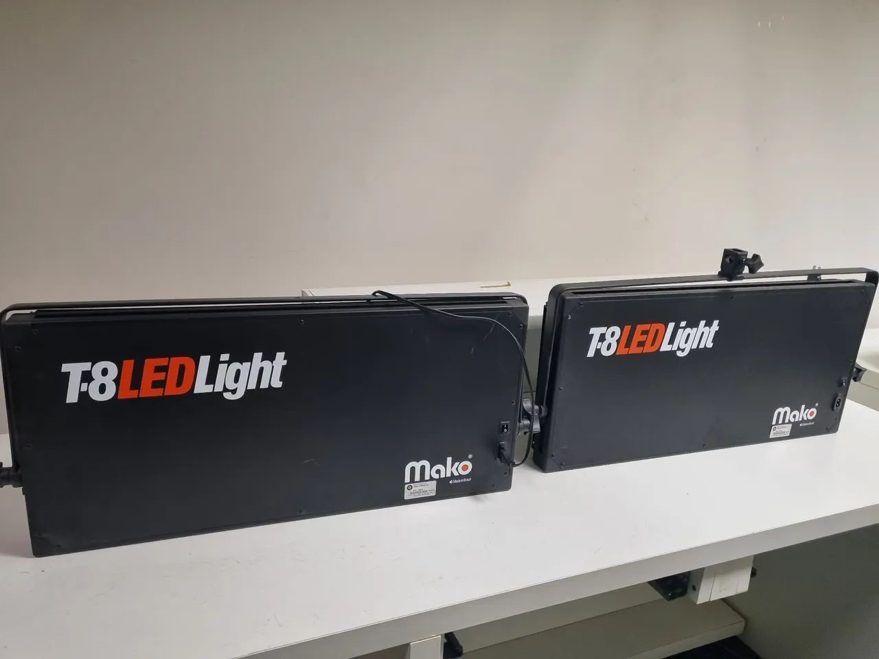 2 Paineis de Iluminação Profissional T8 LED Light - Mako - Ideal para Estúdios e Produções