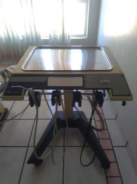 Cadeira Odontológica  - Foto 5