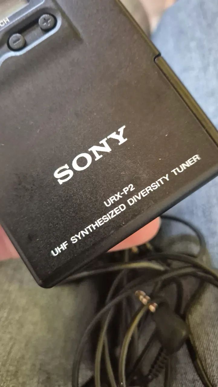 Microfone De Lapela Sem Fio Sony Utx B2/ Urx-p2 - Microfones e