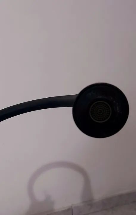 Torneira de Cozinha com Design Moderno - Foto 2