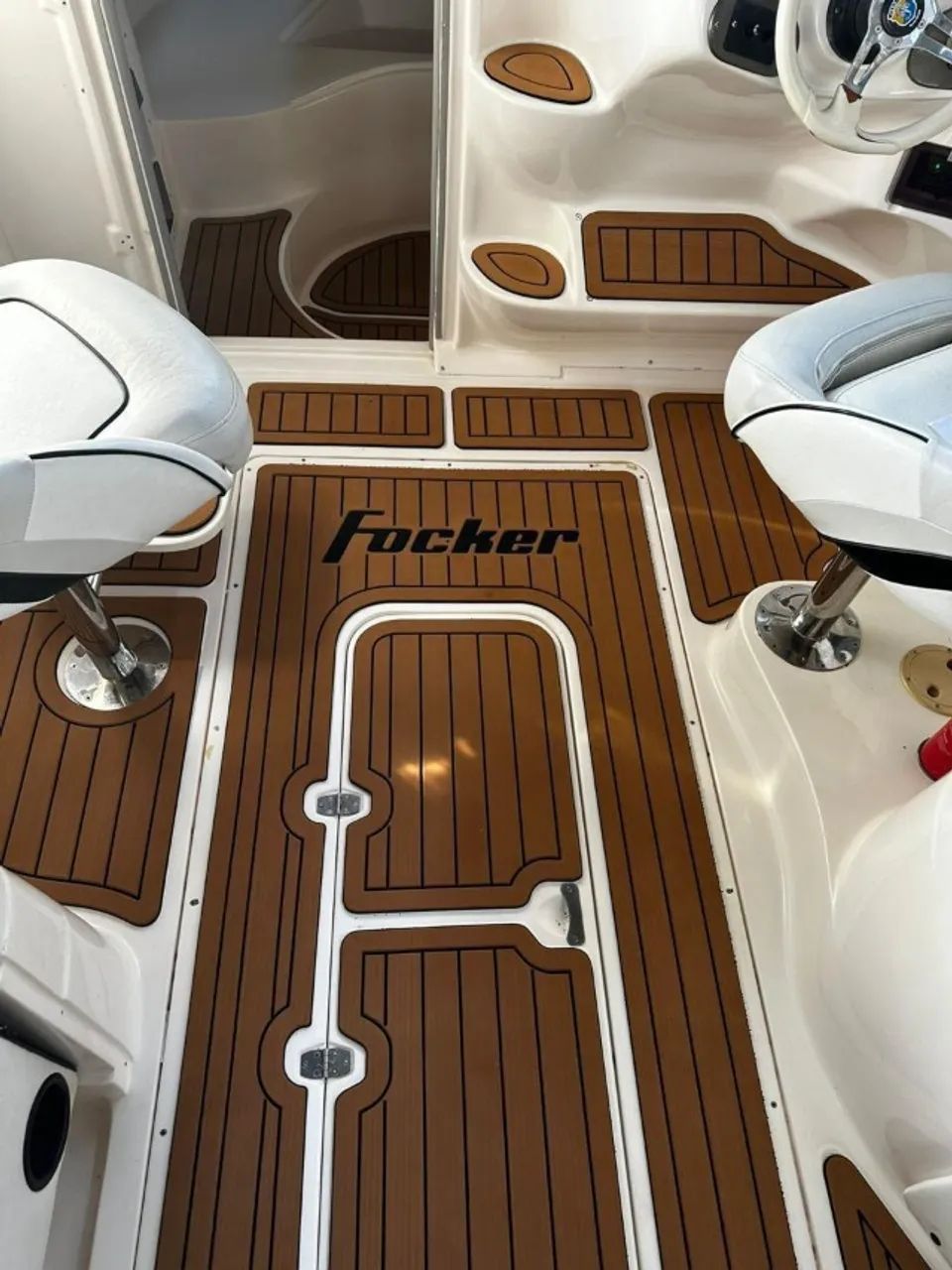 FOCKER 255 (CABINADA) 25 PÉS  - Foto 10