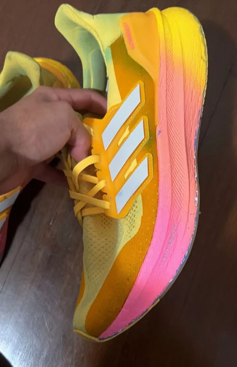 Adidas Ultraboost 5 - Foto 2