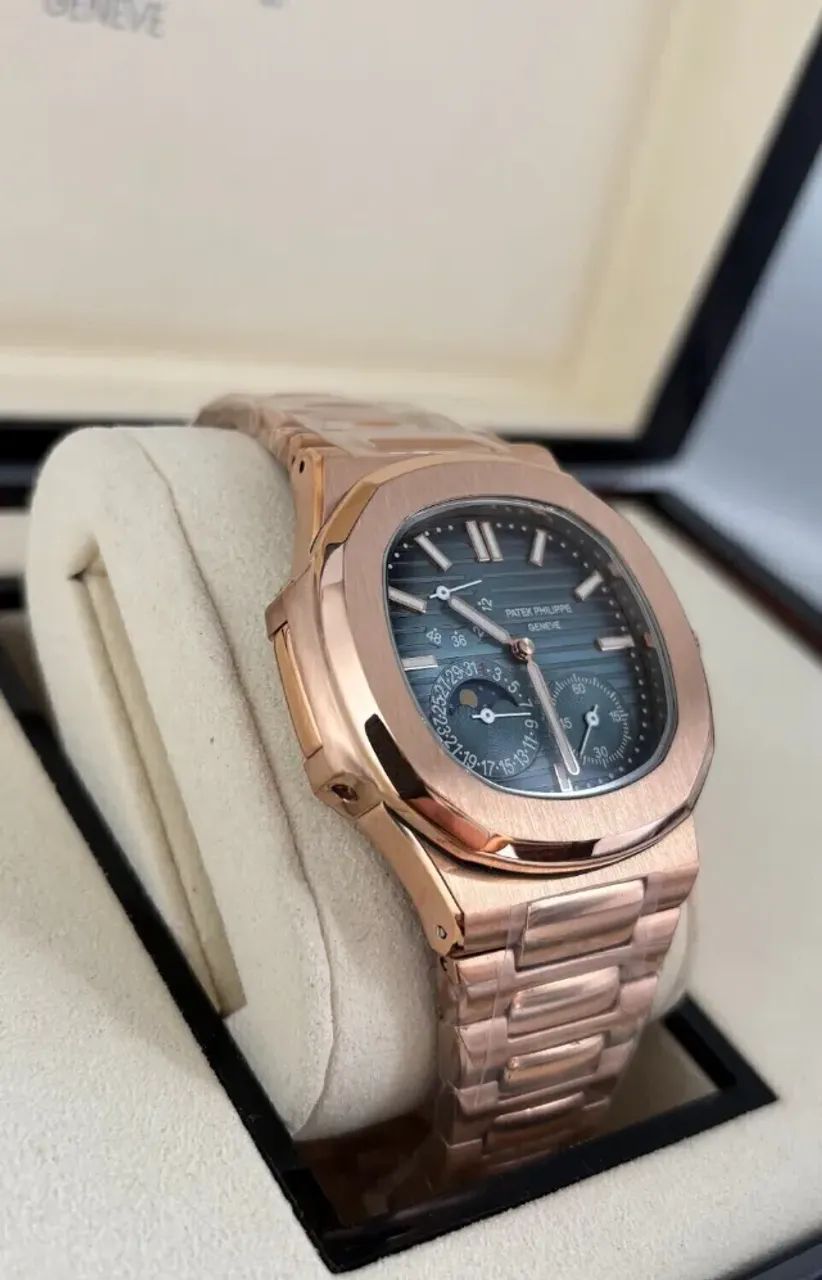 Patek Philippe Nautilus Fases da Lua - Foto 2