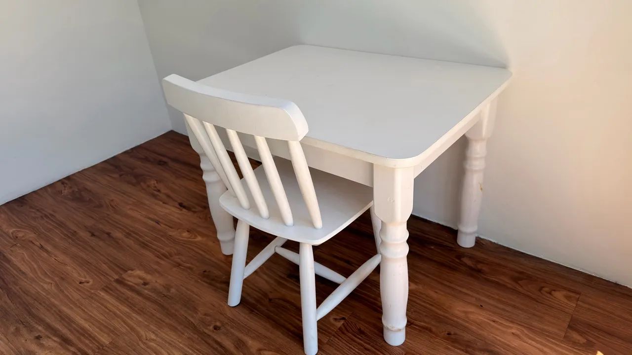 Conjunto de mesa e cadeira infantil - Foto 4