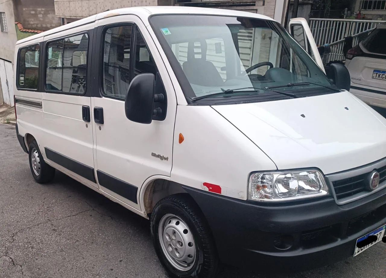 Fiat Ducato Minibus 2.3 ME Diesel, foto 2 de 13