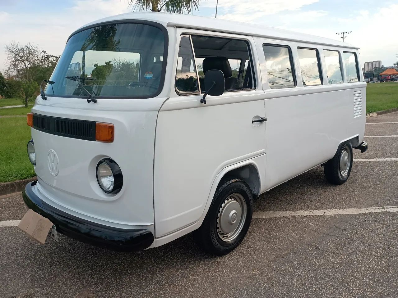 Volkswagen Kombi Standard/ Luxo/ Serie Prata 1997