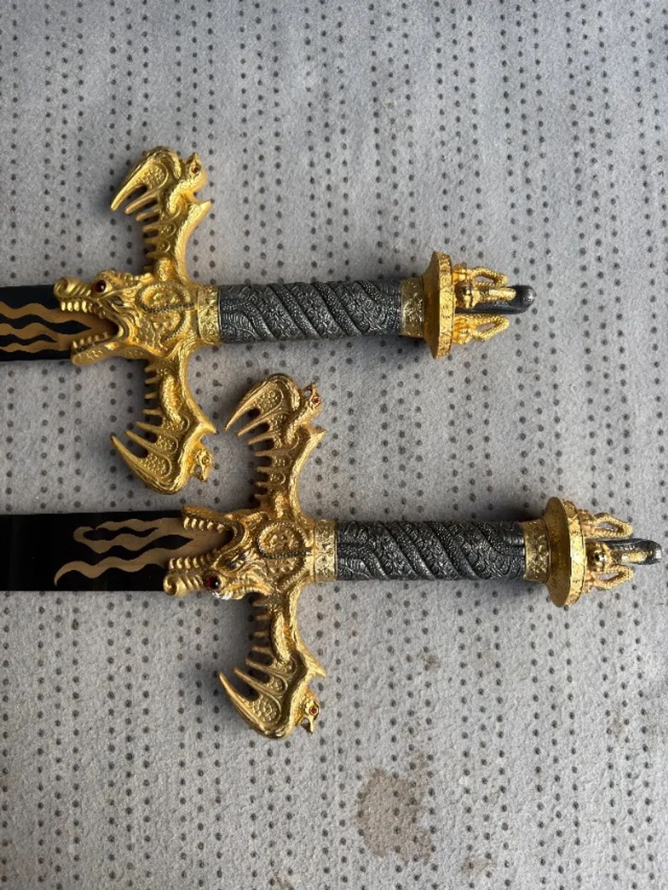 Espada decorativa medieval do Rei Dragão - Foto 2
