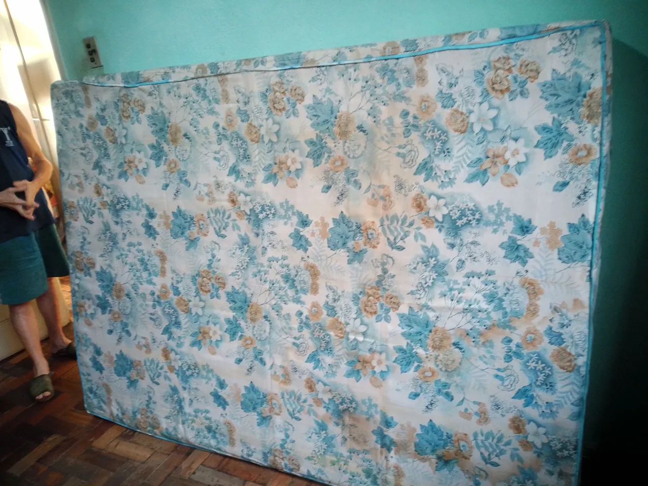Vendendo um colchão duro