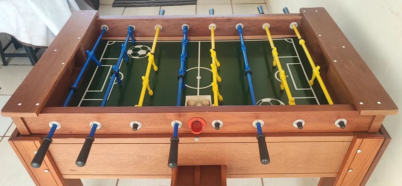 Mesa de pebolim grande 