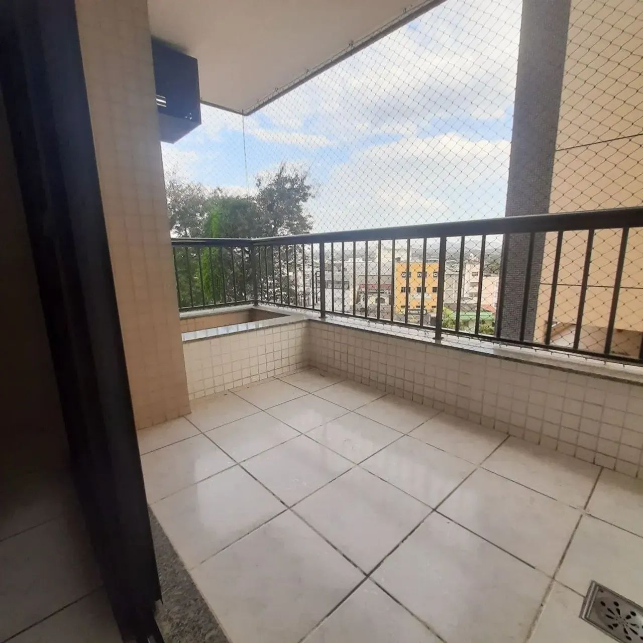 Edifício Florença - Apartamento 3 Quartos + dependência - Centro Itaboraí - RJ - Foto 5