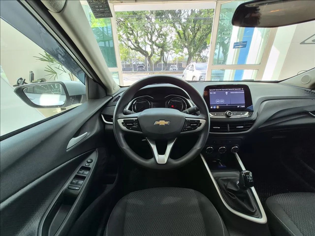 Chevrolet Onix Hatch LTZ 1.0 12V TB Flex Mec. 4P, foto 6 de 17