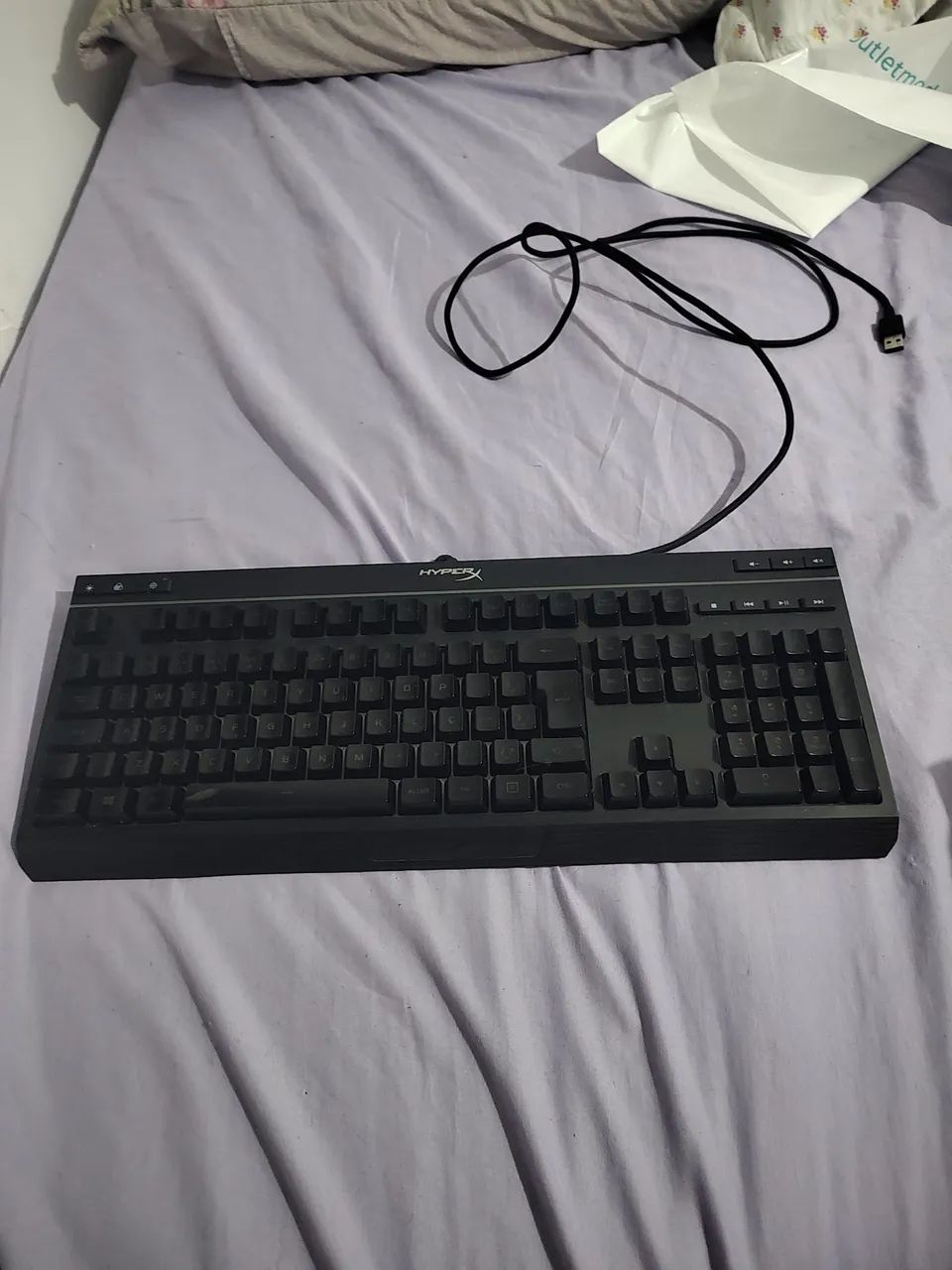 Teclado HyperX Alloy Core RGB